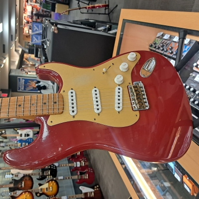 Fender Custom Shop 70th Anniversary Stratocaster 2